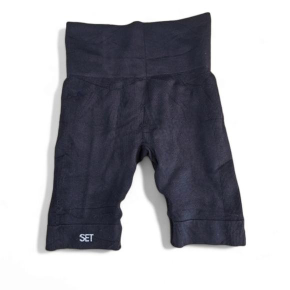 SET Active Black Biker Shorts - Picture 1 of 4